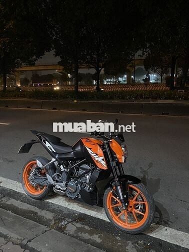 nhượng lại đam mê KTM Duke 200