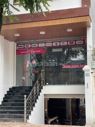 Cho thuê mặt bằng kinh doanh mặt đường Nguyễn Hoàng Tôn