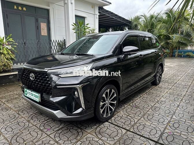 Toyota Veloz Cross 2022 CVT Top - 29000 km