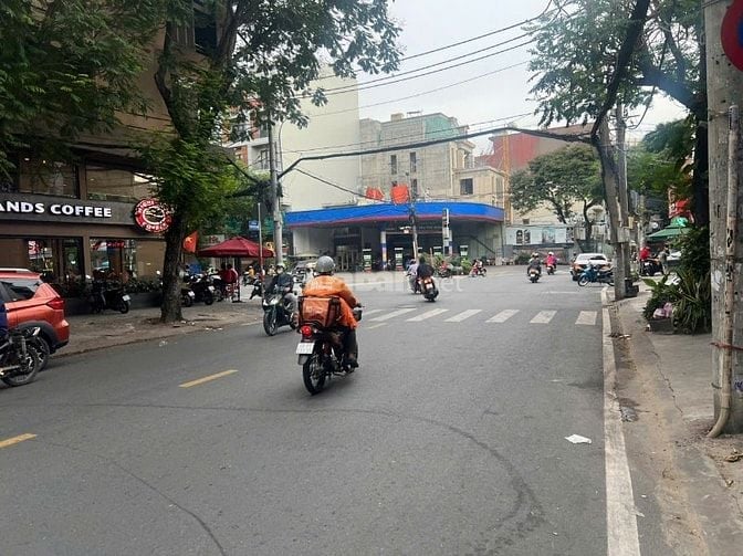 26T giảm còn 21T.MT Trương Công Định NGANG 5m. CTXD hầm 7 tầng