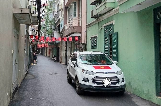 Bán Nhà Khu Chia Lô Ngõ 31 Thái Hà . DT 34 m2, Xây 4 Tầng , MT 3,6 m ,