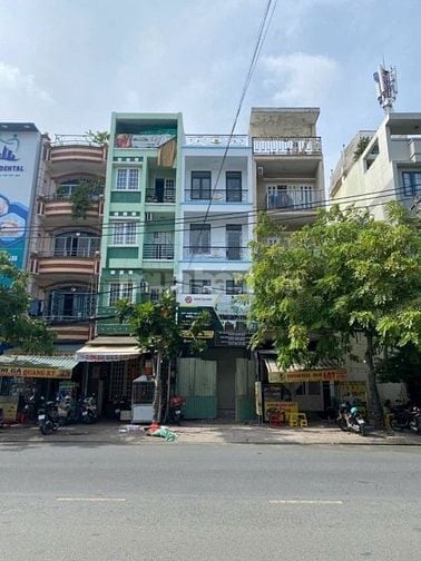 Nhà Mới xây MT Tạ Quang Bửu F4Q8 đt: 4m x 20m,  3 lầu st