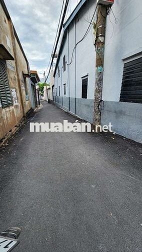 Cho thuê nhà mới xây đường oto vào ở ngay. Sau bệnh viện Thủ Đức