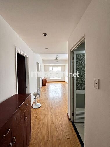 Cần cho thuê căn hộ Ehome 3, 2PN, 2WC nhà trống, ,giá 7,3triệu/tháng