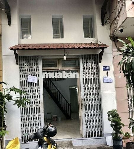 Nhà gác lửng, điện nước CC,  Phan Văn Trị, P.10, Q. GV, HCM