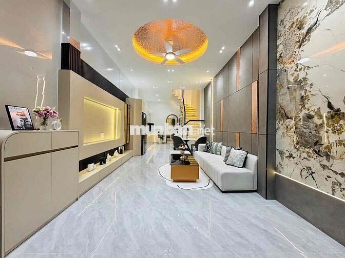 Bán nhà xây mới full nội thất gần chợ An Nhơn