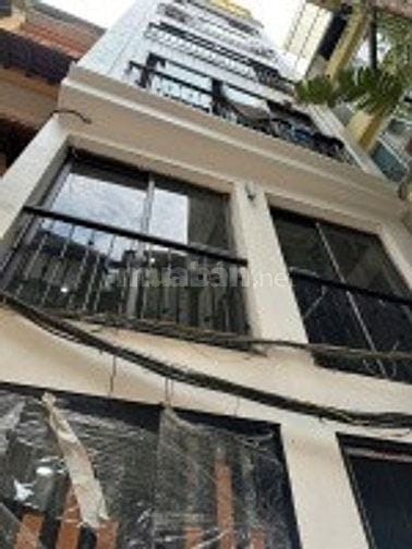 Nhà thang máy phố Cát Linh 45m2 x 7 t cách phố 20 m giá bán 16 tỷ 