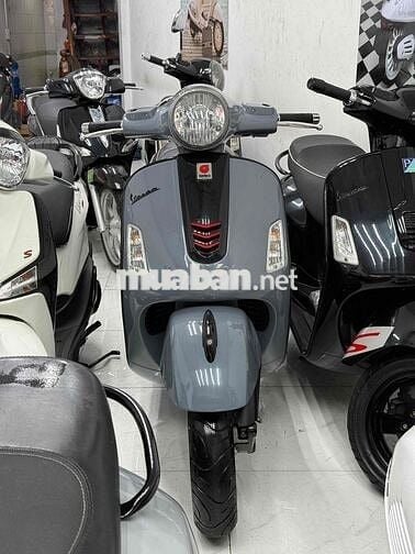Vespa GTS 125 2015 chính chủ 1 đời chủ xe đẹp keng