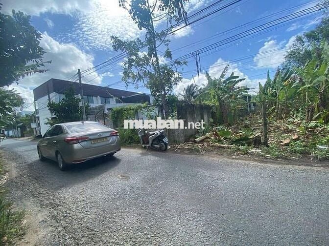 MẶT TIỀN TẠ THỊ PHI SIÊU ĐẸP THÍCH HỢP XÂY TRỌ, GẦN ĐẠI HỌC FPT