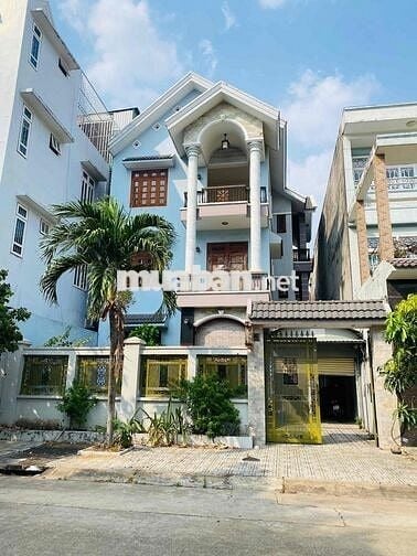 cho thuê tầng trệt ở biệt thự khu hành chính Dĩ an