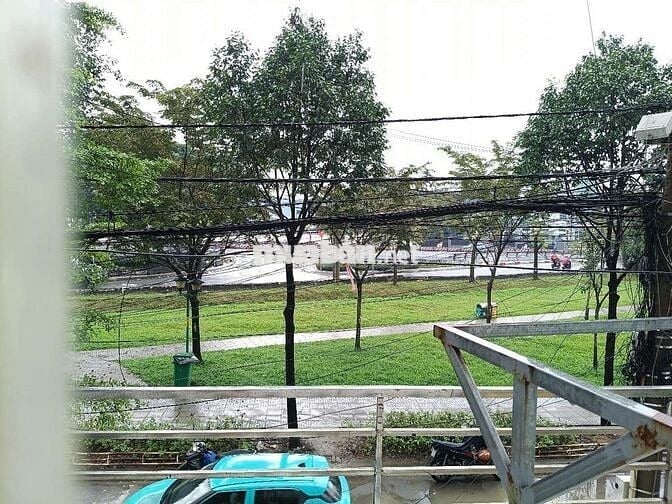 Phòng cho thuê giá rẻ, giờ giấc tự do, không phí quản lý