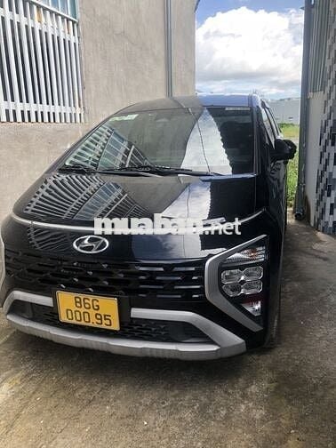 Hyundai Stargazer 2022 1.5 Cao cấp 6 chỗ