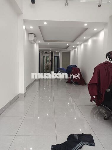 Cho thuê nhà mặt phố giáp nhất kinh doanh