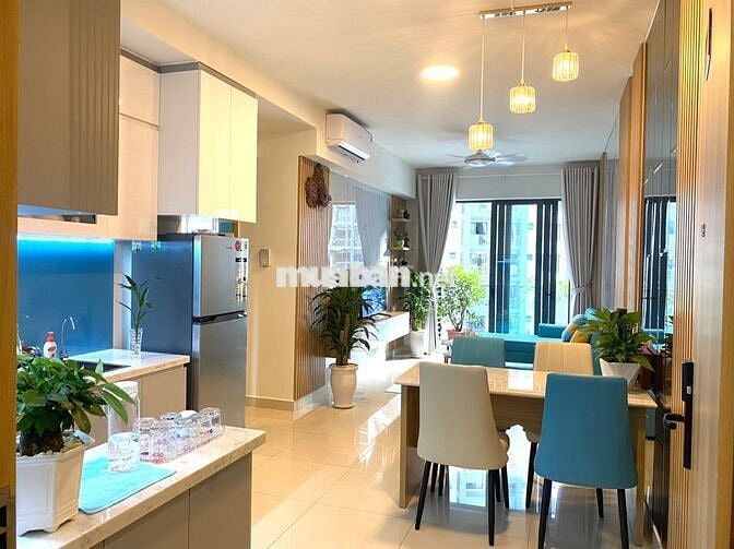 GIÁ SỐC 13.5Tr! Emerald 2PN 71m², Full NT, View CV, Sát Aeon