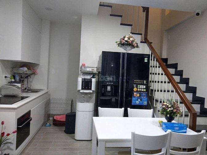 Chủ kẹt tiền bán nhà 3 tầng nhỏ xinh – cuối Trường Sa, giáp Phú Nhuận