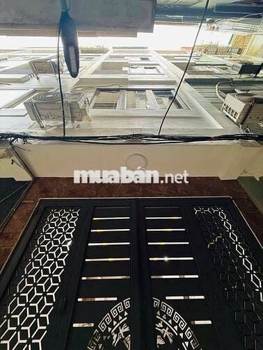 NGÕ 236 KHƯƠNG ĐÌNH - NHÀ GẦN MẶT PHỐ - NHIỀU TIỆN ÍCH - XE BA GÁC ĐỖ