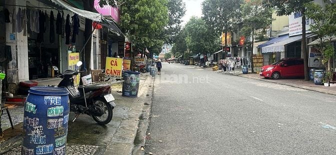 Cần sang cửa hàng bọc xốp gần chợ Mỹ Phước 1, Bến Cát, Bình Dương