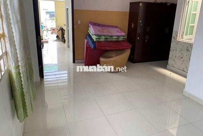 Phòng trong toilet riêng,2 cửa sổ,Giờ tự do,Nội Thất đầy đủ