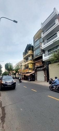 Bán nhà 7 tầng, MT 150B Ngô Quyền, Q5, 4.1m x 24m, (96m2). Gía 24.8 tỷ