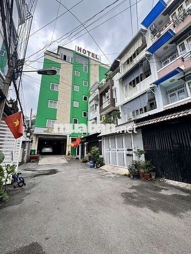 Bán Nhà 4 Tầng Đường 8m Linh Trung Thủ Đức DT72m(4×18) 6Pn Hoàn Công