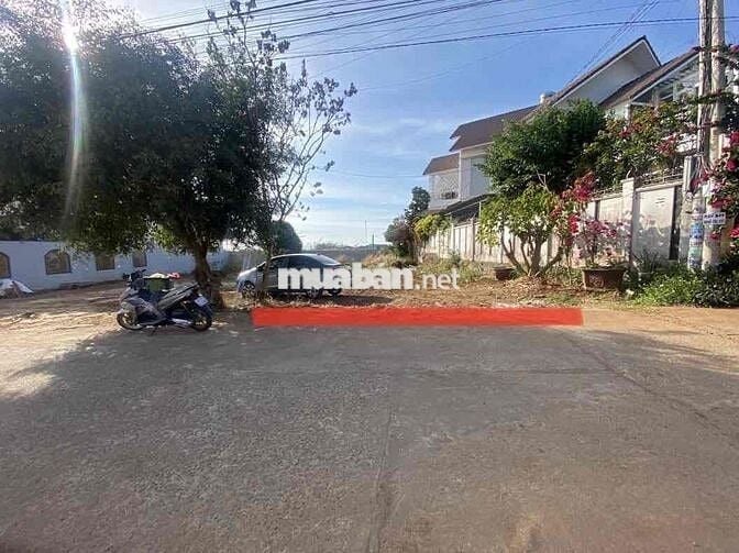 Đất thổ cư SHR 224m2 đường Tân Hiệp 27 giá 320tr sang liền