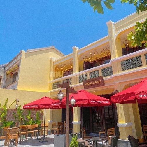 Highlands Coffee cần tìm bảo vệ khu vực HCM