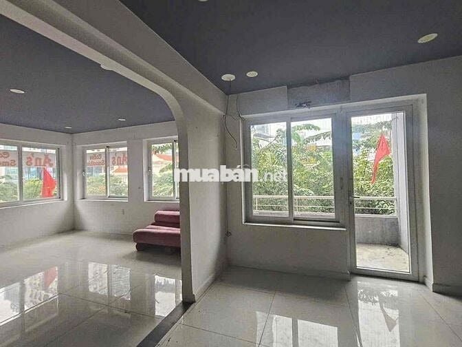 CHO THUÊ MẶT BẰNG VIEW BITEXCO - GÓC 2 MẶT TIỀN. QUẬN 1