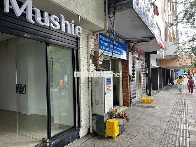 !!! VIP !!! CHO THUÊ MẶT TIỀN LÊ THÁNH TÔN GẦN SÁT CHỢ BẾN THÀNH