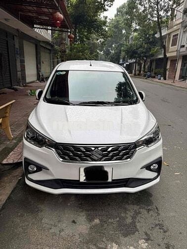 suzuki ertiga hybrid 1/2024  siêu mới