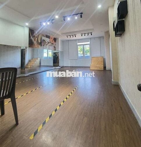 NHÀ 3 TẦNG, 100M2, RỘNG RÃI ĐƯỜNG PHAN ĐĂNG LƯU VỊ TRÍ RẤT ĐẸP