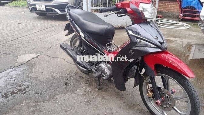 Bán xe còn rất mới sơn zin cả xe