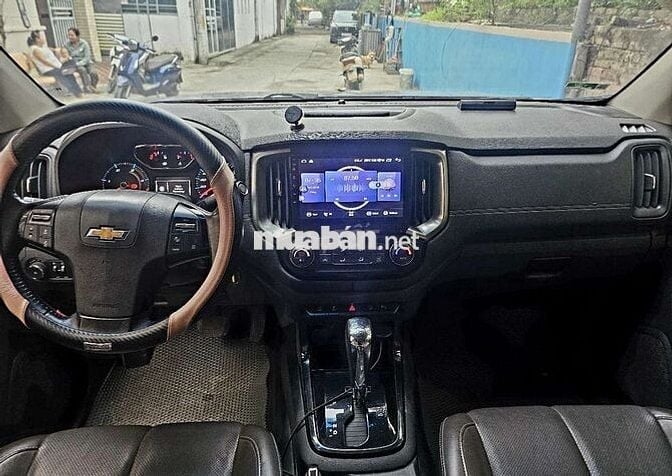 2017 High Country 2.8L 4x4 AT - 200000 km