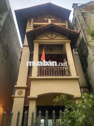 Bán nhà 3 tầng, thiết kế đẹp, dt75m gần bưu điện Hà Đông, giá 15,75 ty