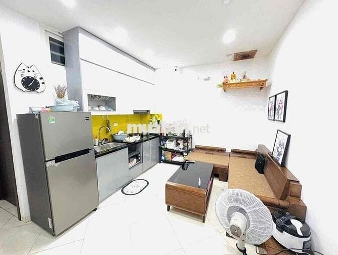 Bán CCMN giá hạt dẻ Phố Giáp Nhất, 47m, 2 Ngủ, Giá 2.2 Tỷ