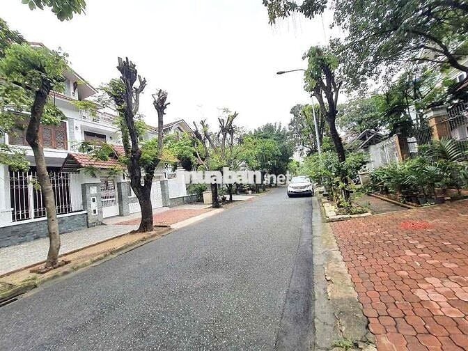 Cho thuê BIỆT THỰ COMPOUND NAM PHÚ. DT 288m2- Giá 100 triệu/tháng