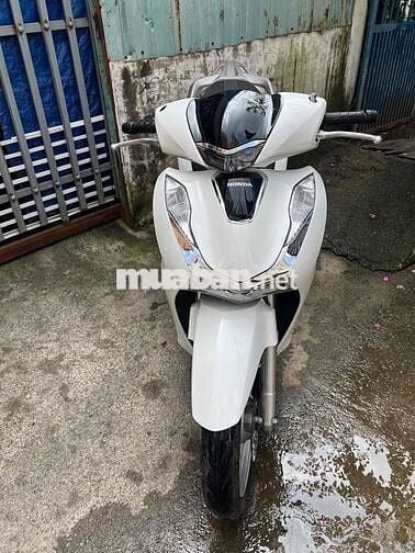 cần bán xe chính chủ ký giấy xe đẹp zin êm