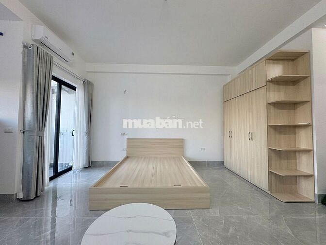 CHO THUÊ STUDIO FULL ĐỒ BAN CÔNG SIÊU RỘNG NGAY GA METRO MINH KHAI