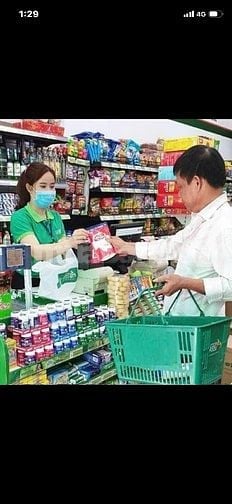 TUYỂN NAM/NỮ KẾ TOÁN BÁN HÀNG ĐÓNG GÓI  (tại quận 10 chính chủ tuyển)