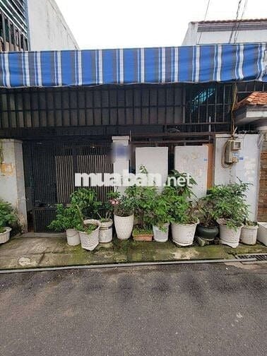 BÁN ĐẤT TẶNG NHÀ CẤP 4 HẺM XE TẢI THÔNG KINH DOANH BUÔN BÁN