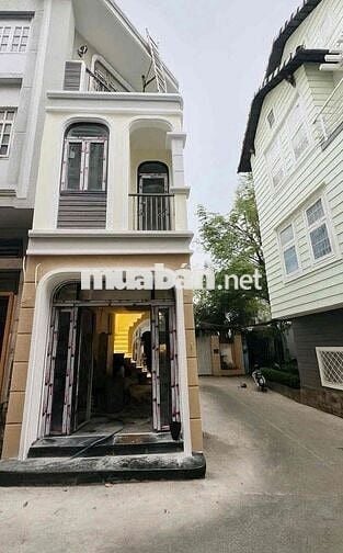 CÁCH MẶT TIỀN KHÁNH HỘI 30m - NHÀ 3 TẦNG 86m - XE HƠI ĐỖ CỬA GIÁ 8Tỷ5