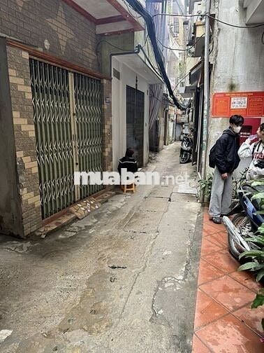 CÁCH MẶT PHỐ HOÀNG HOA THÁM 50M - NHÀ ĐẸP - VỪA TIỀN - SỔ ĐỎ CHÍNH CHỦ