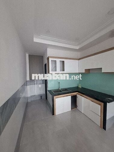 Nhà đẹp đúc 1 lầu, 2 phòng ngủ, 2 toilet