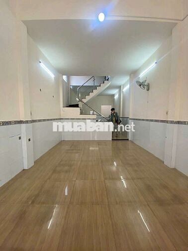 NHÀ RỘNG RÃI SẠCH SẼ DT 4*20, TRỆT LẦU 3PN, HẺM XE HƠI, GẦN NGÃ TƯ GA