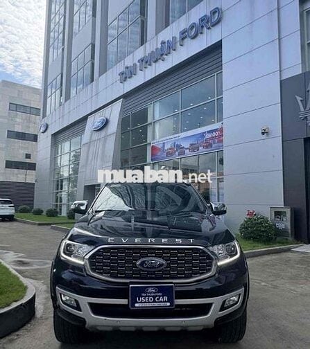 Ford Everest 4x2 Titanium 2.0 AT sx 2021