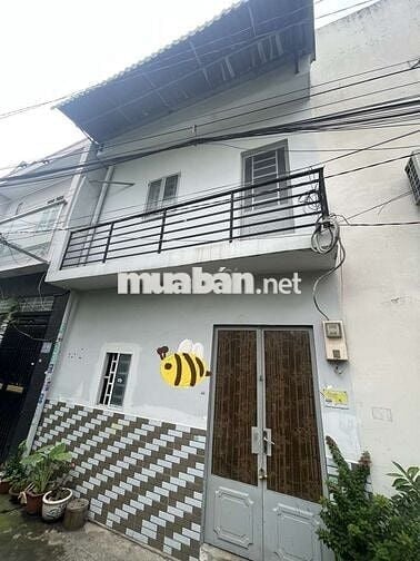 Nhà nhỏ HXH , tiện ích bao la , giá rẻ lắm lun . Lê Đình Cẩn , BT