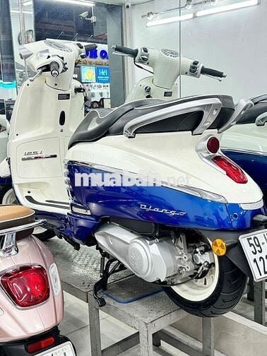 Peugeot Django 2022 like new.