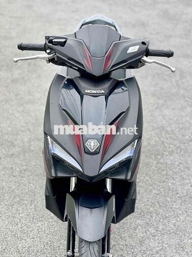 Cần bán aảiblade 2019