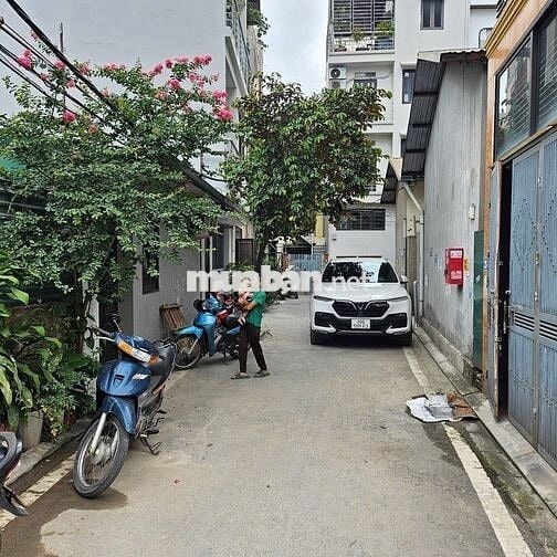 Nhà Tư Đình 53m2 Ô Tô Đỗ Cửa, THang Máy– Nhỉnh 11 tỷ