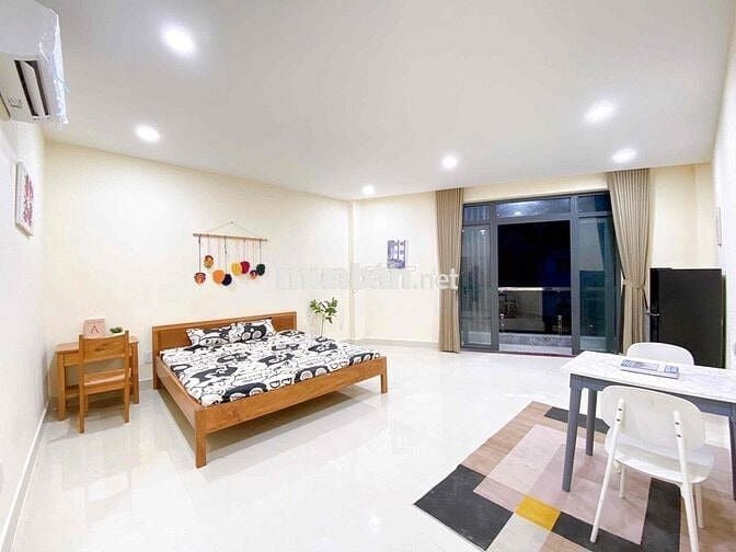 Căn Hộ ban cônh view chill nhà mới , Thang máy hầm xe Tạ quang bửu