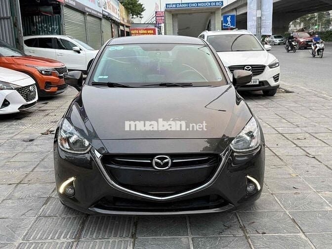 Mazda 2  2017 9V8 Km Tua Tặng Xe